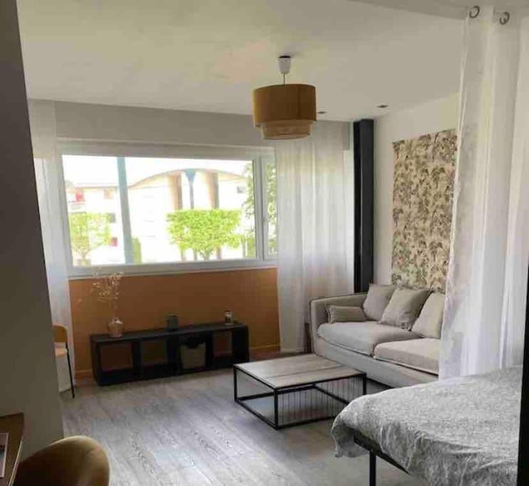 Apartment Cosy Avec Parking Caen